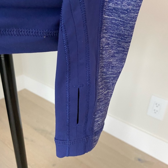 💥HOST PICK💥 Rare Lululemon Run Cross Train Pullover - Picture 5 of 5